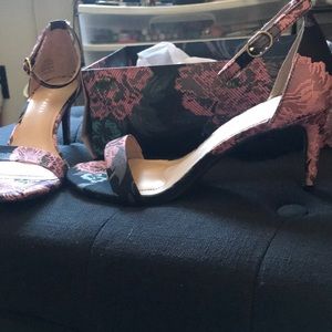 Kelly & Katie Kirstie Heel